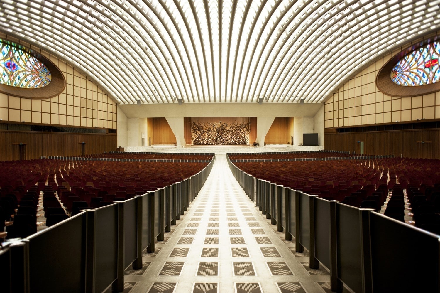 Sala de Audiencias del Vaticano: Secretos y Misterios Revelados